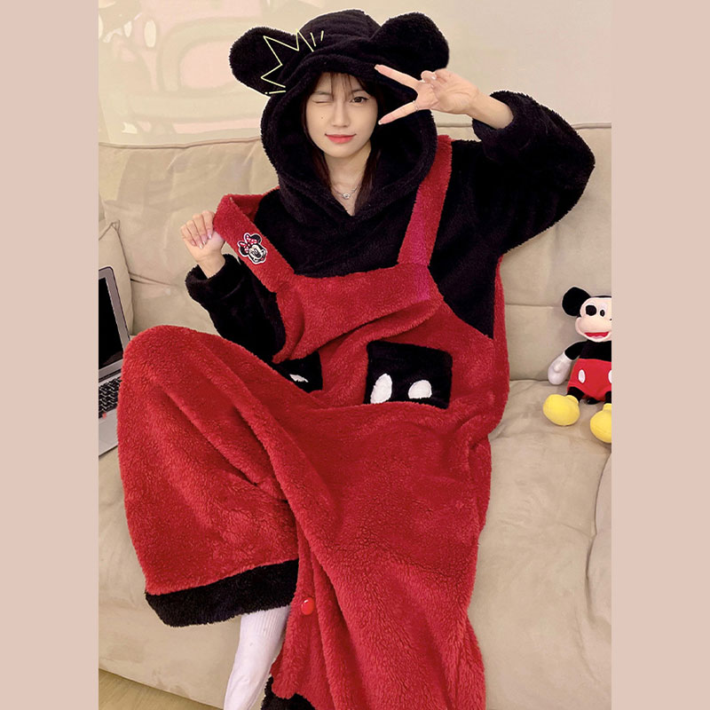 デイズニーキャラクター　ミッキーマウス　冬パジャマ　長袖パジャマ　あったか　かわいい