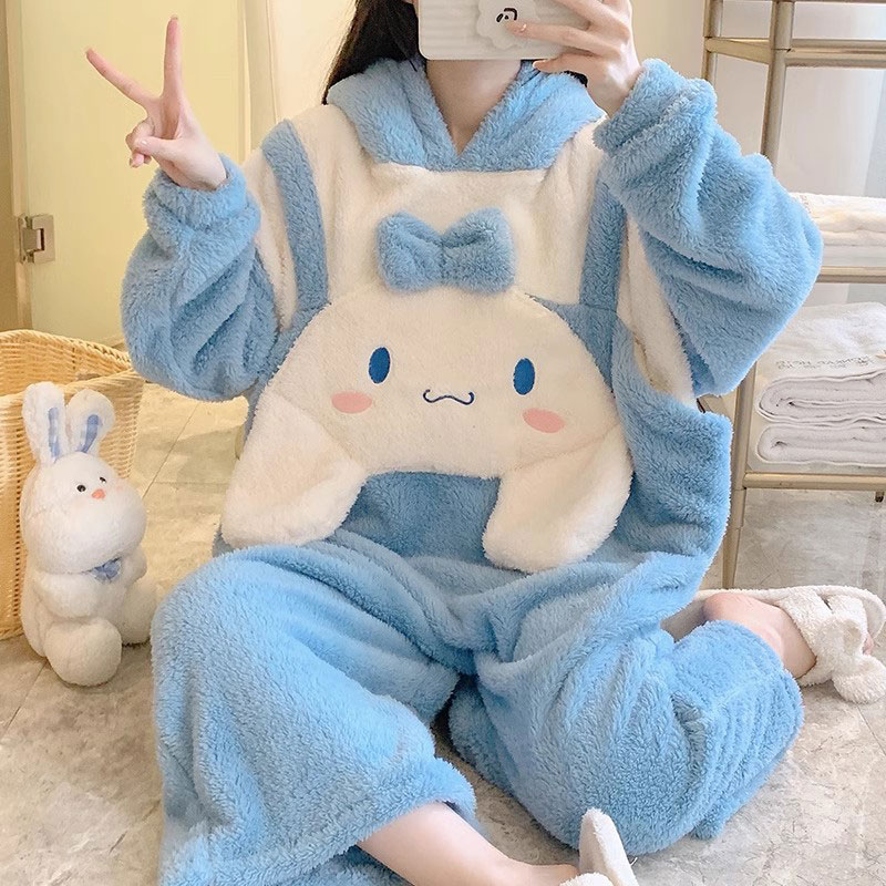 サンリオ　シナモロール　着る毛布　寝巻き　ブルー　カワイイ風　長袖パジャマ　男女兼用