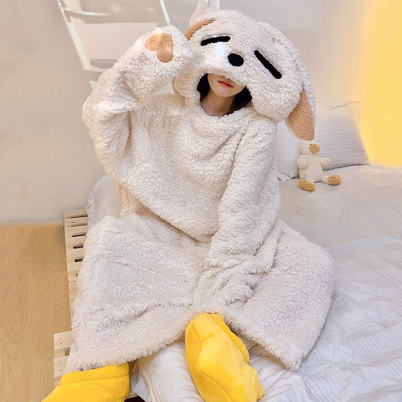 キャラクターパジャマ　犬　部屋着　かわいい　生成色　ルームウエアー　ふわふわ
